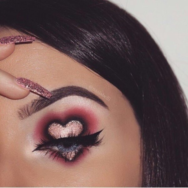 Необычный грим