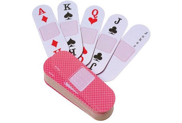 Пластыри с принтами