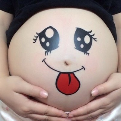 Разрисованные животики беременных