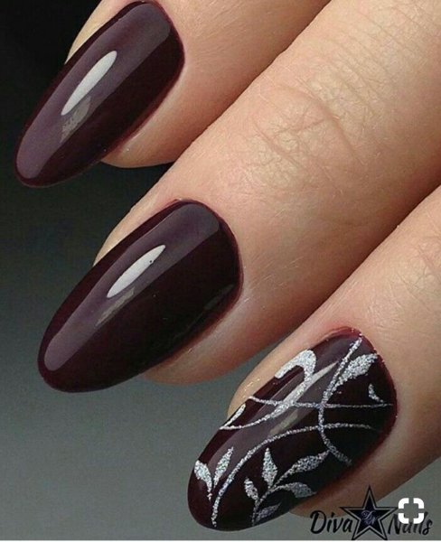 Маникюр в коричневых тонах