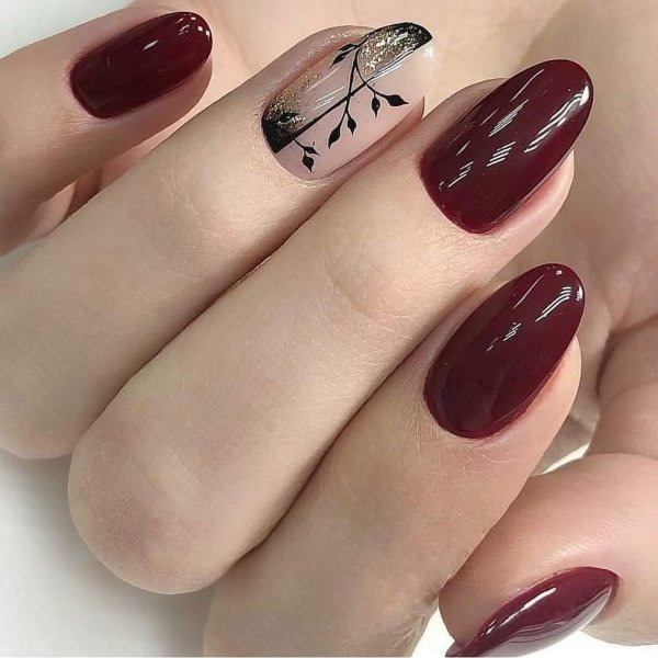 Маникюр бордо марсала бургунди с золотом