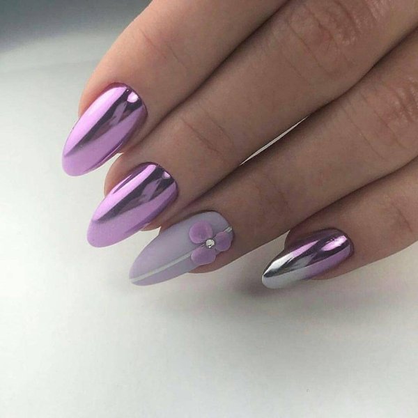 Шикарный маникюр со стразами