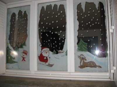 Рисунки на окнах к новому году зубной пастой простые (49 фото)
