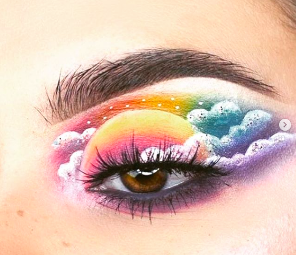Необычный макияж глаз