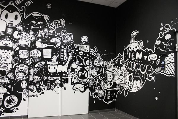 Креативная роспись стен