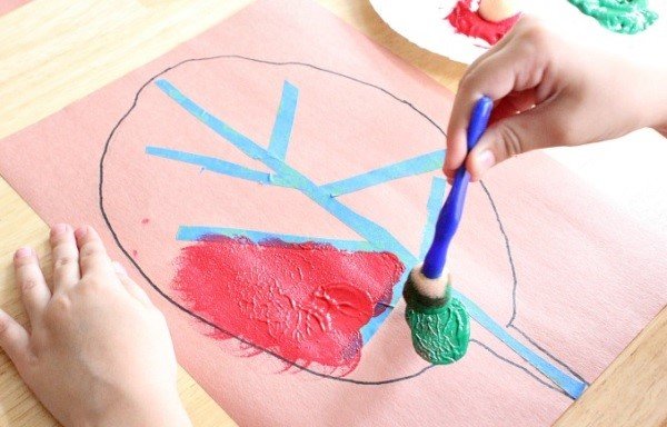 Рисунки с малярным скотчем