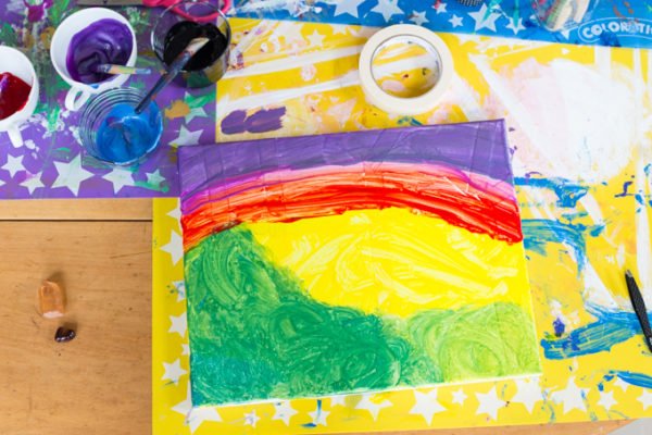 Картины с помощью малярного скотча