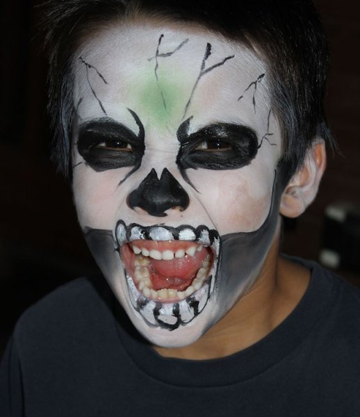 Детский аквагрим на Хэллоуин