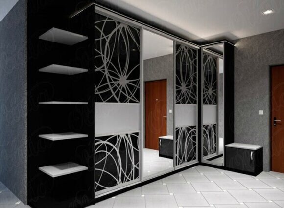 Черный шкаф купе в прихожую