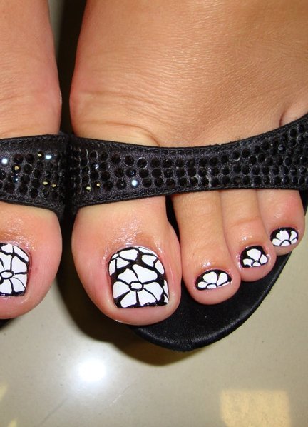 Оригинальный педикюр