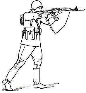 Раскраска солдат с автоматом