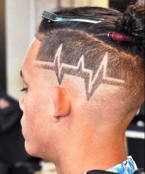 Фигурный выстриг волос