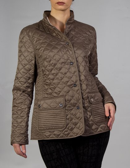 Женские куртки с рисунком больших размеров (47 фото)