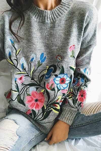 Вышивка на свитере