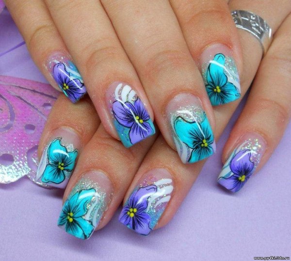 Летний дизайн ногтей