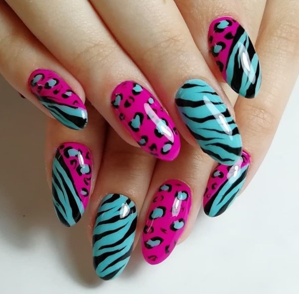 Летние рисунки на ногтях