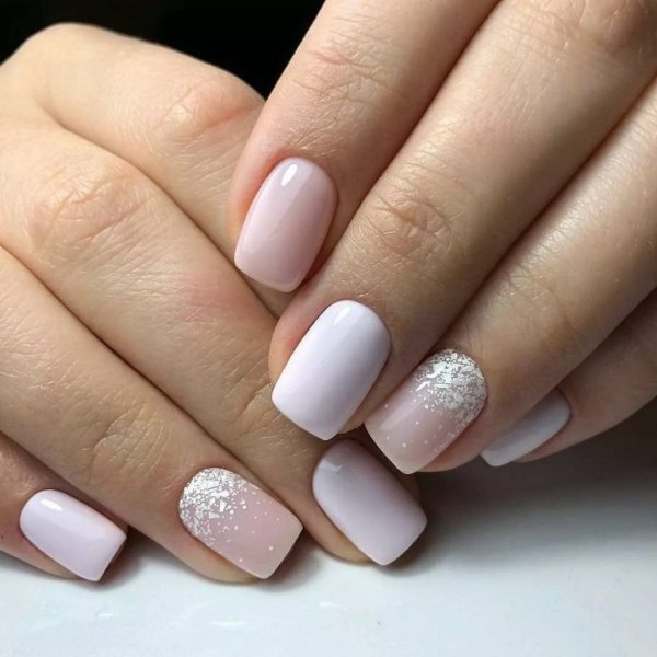 Ногти короткие