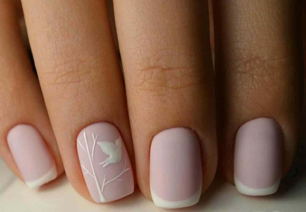 Красивый маникюр на короткие ногти