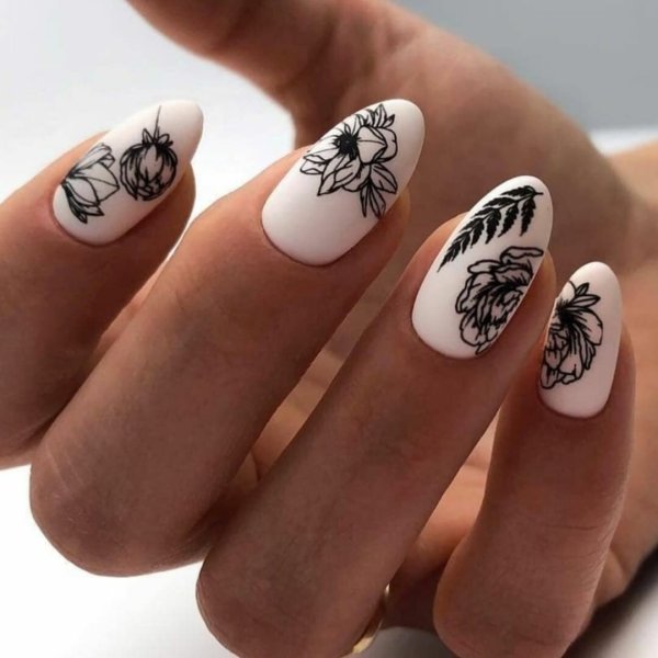 Ногти миндаль с рисунком