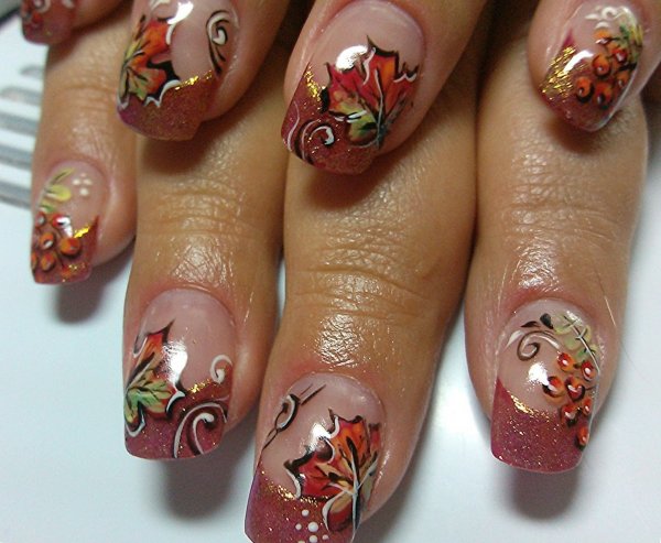 Осенний френч на ногтях