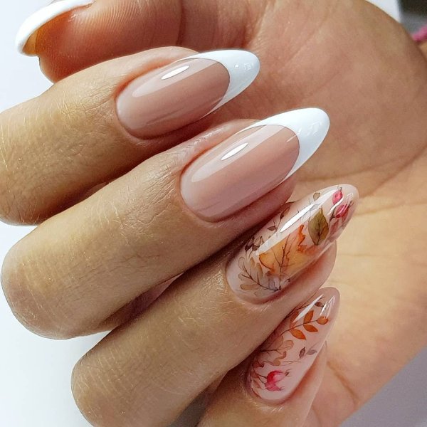 Нюдовый маникюр 2022 миндаль осень