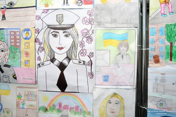 Моя мама полицейский рисунки детей