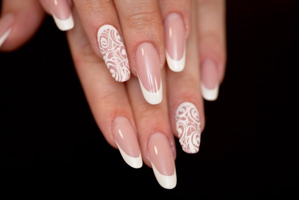 Френч с бабочкой