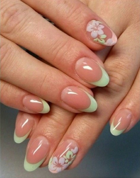 Красивый французский маникюр