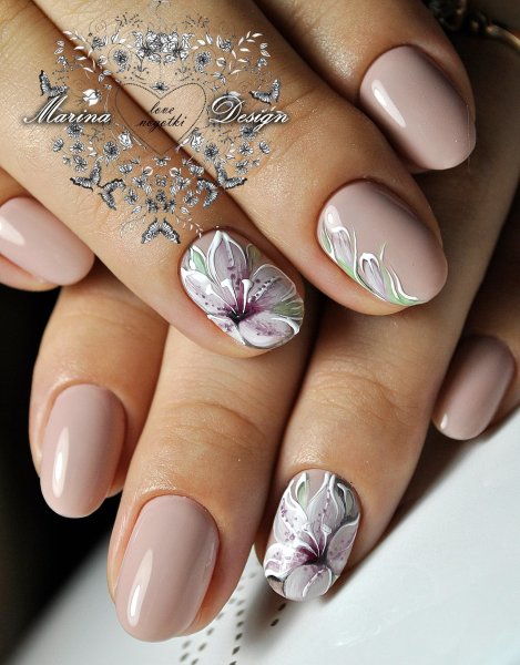 Нежный нюдовый маникюр 2022