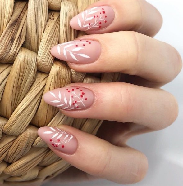 Цвет ногтей