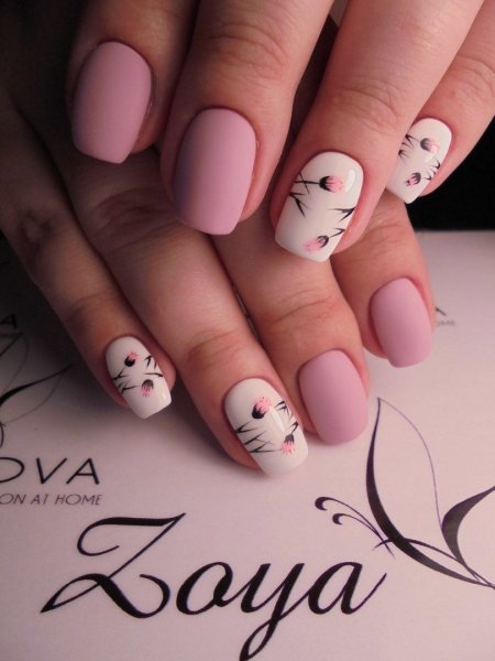 Весенний маникюр на короткие ногти