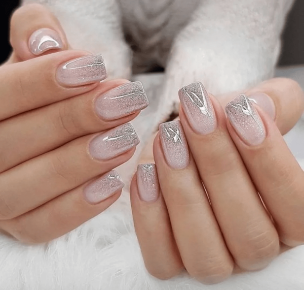 Красивый нежный маникюр