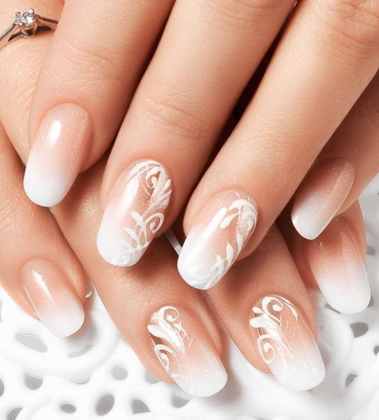 Френч маникюр