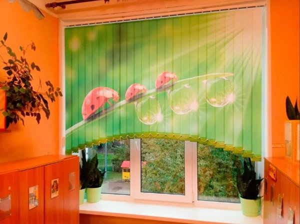 Вертикальные жалюзи