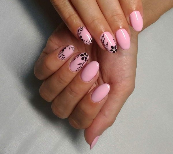 Легкий маникюр