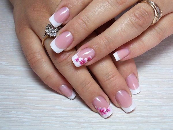 Ногти френч с рисунком