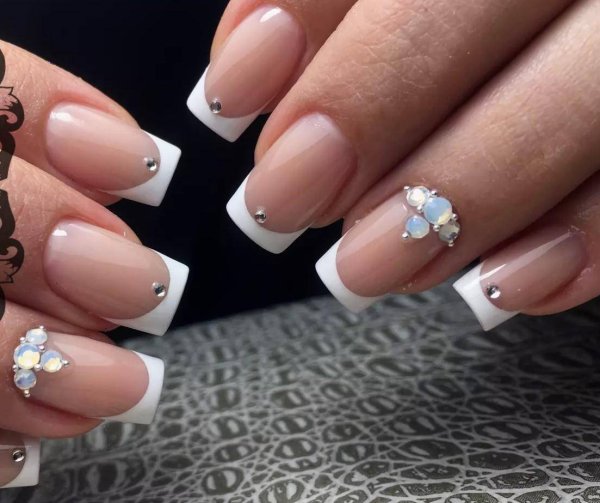 Ногти френч