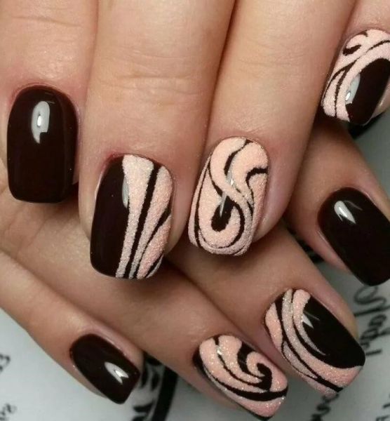 Ногти в коричневых тонах