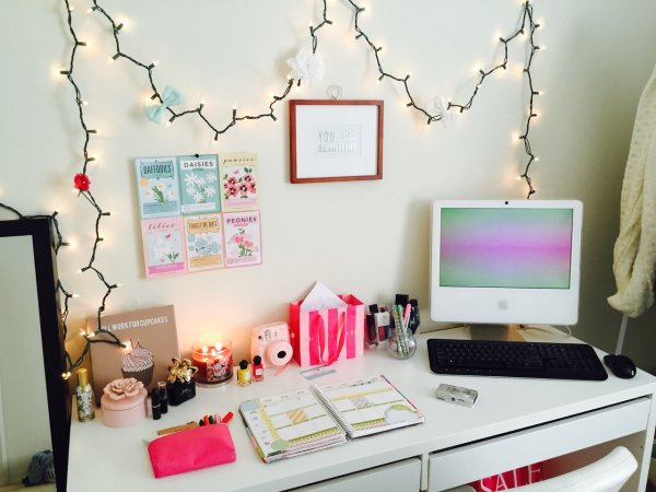 Идеи для украшения рабочего стола