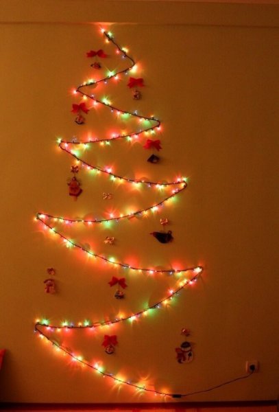 Узоры из светодиодной ленты на стене