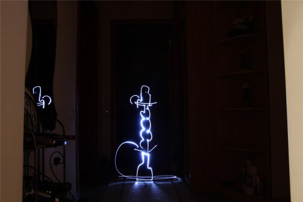 Гирлянда в интерьере спальни