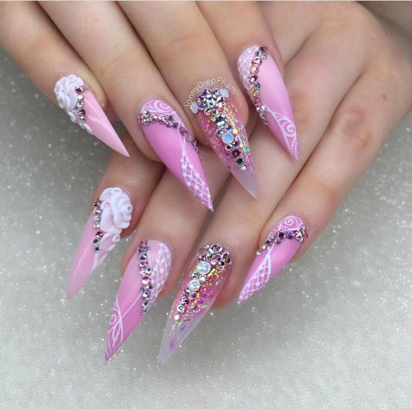 Маникюр с блестками