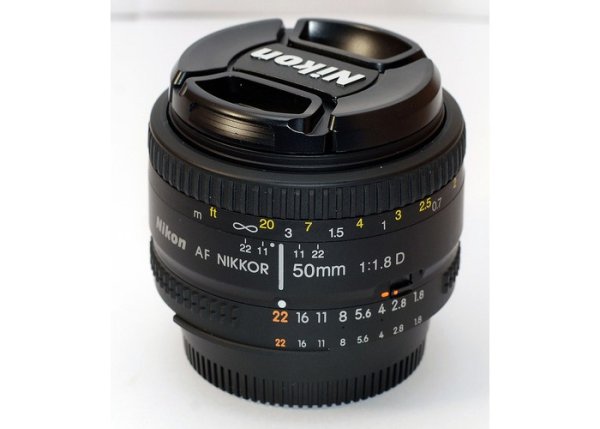 Объектив Nikon 50mm f/1.8d af Nikkor