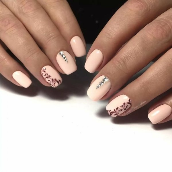 Красивый маникюр