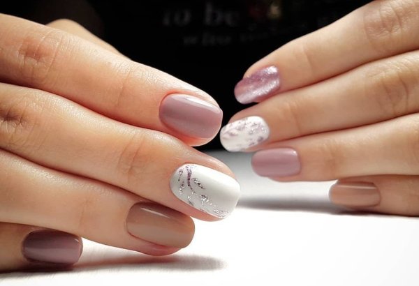Нежный маникюр