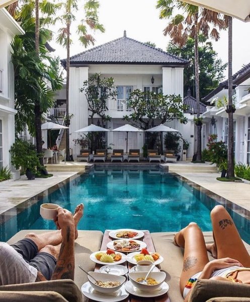 Богатая жизнь