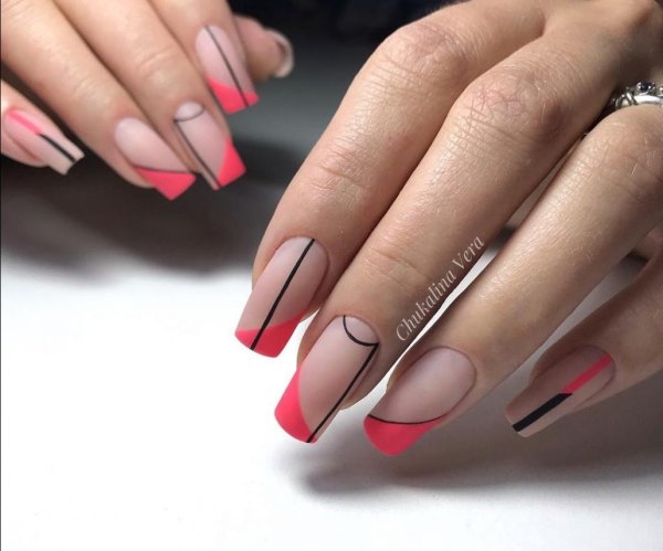 Маникюр на форму балерина