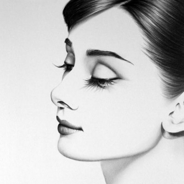 Картина девушка чб