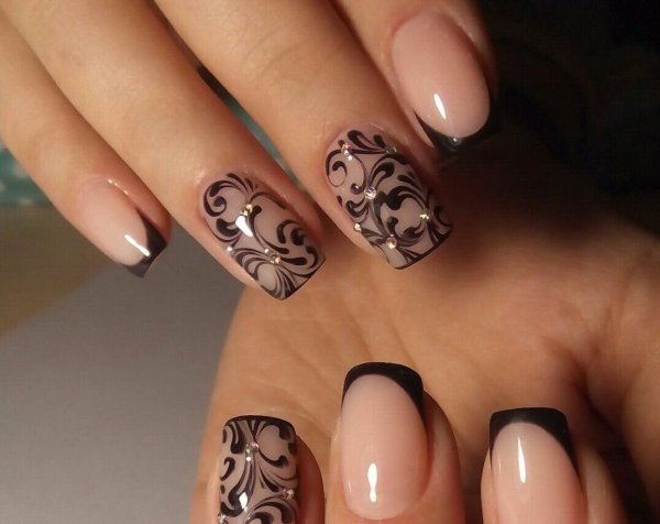 Нежный маникюр