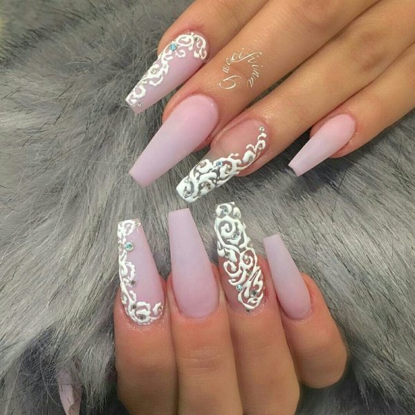 Маникюр на длинныетногти